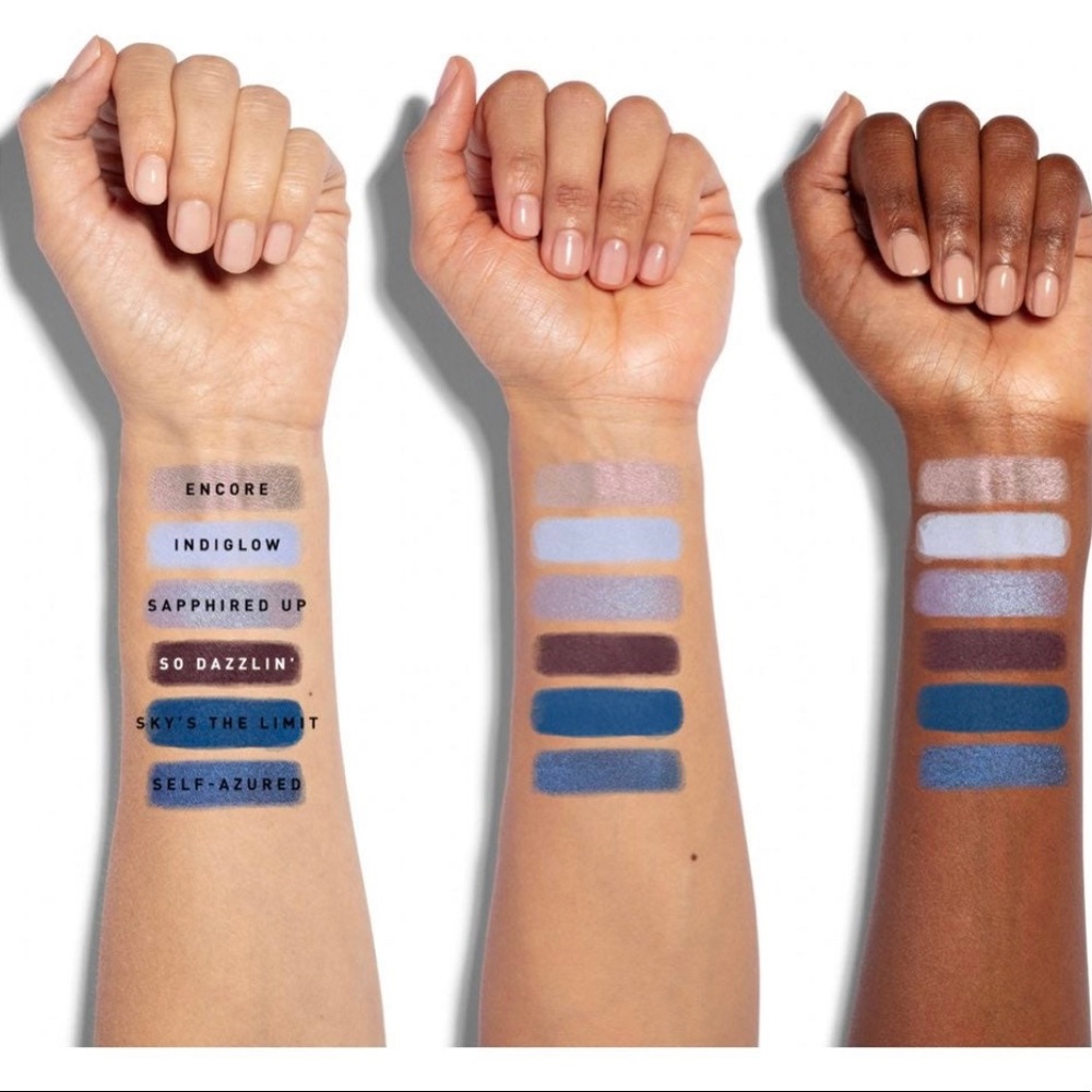 Morphe 18A Blue Ya Away Artistry Eyeshadow Palette - Picture 3 of 6